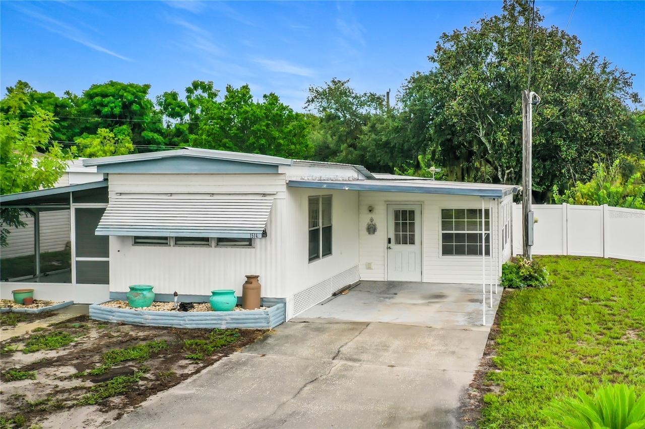 1514 Ridge Rd., Tavares, FL 32778