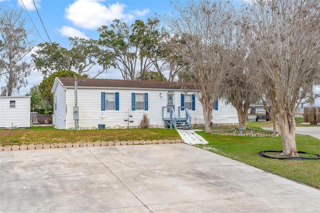 12221 Helena Ct., Leesburg, FL 34788