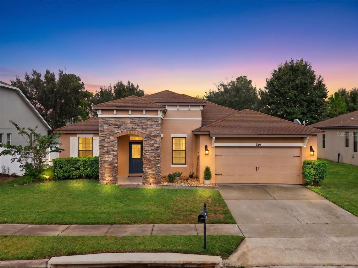 810 Woods Landing Dr., Minneola, FL 34715