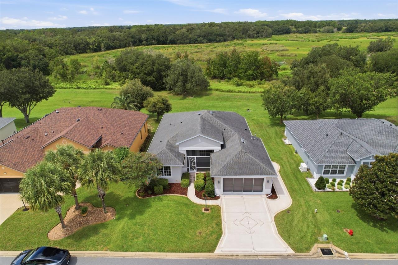 20743 Queen Alexandra Dr., Leesburg, FL 34748