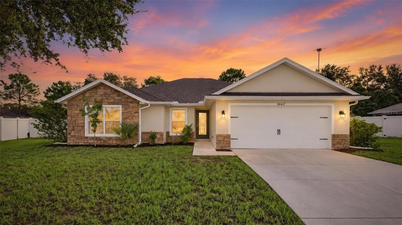 4467 Manica Dr., Tavares, FL 32778