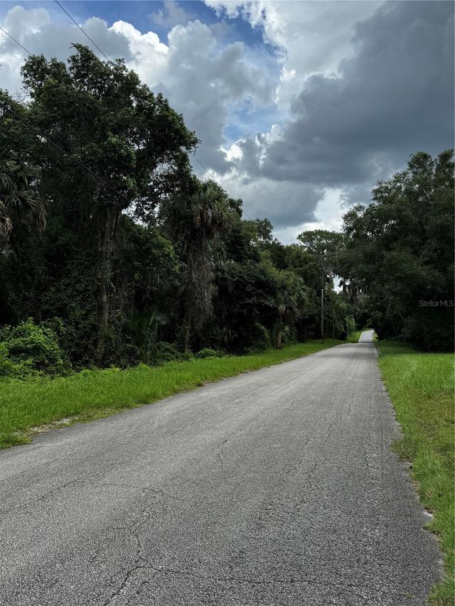 1423 Lemon St., Deland, FL 32720