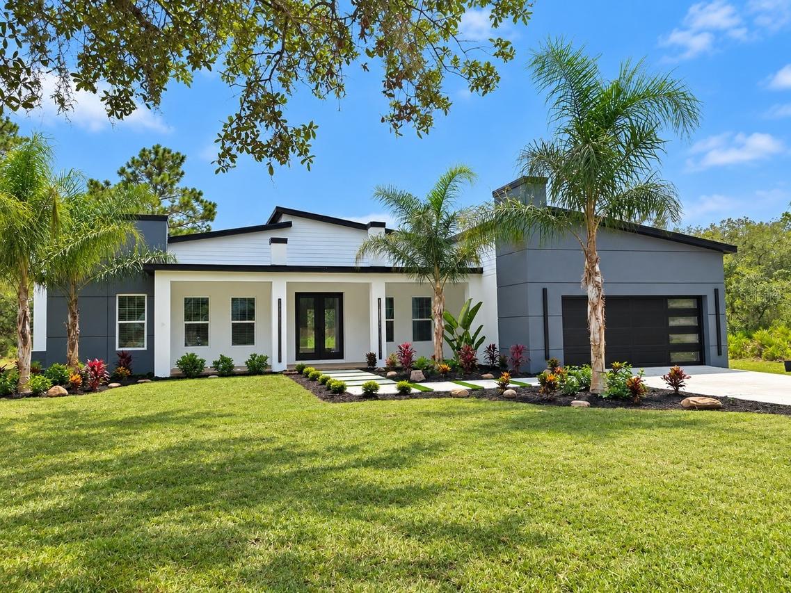 30620 Kumquat Ave., Eustis, FL 32736