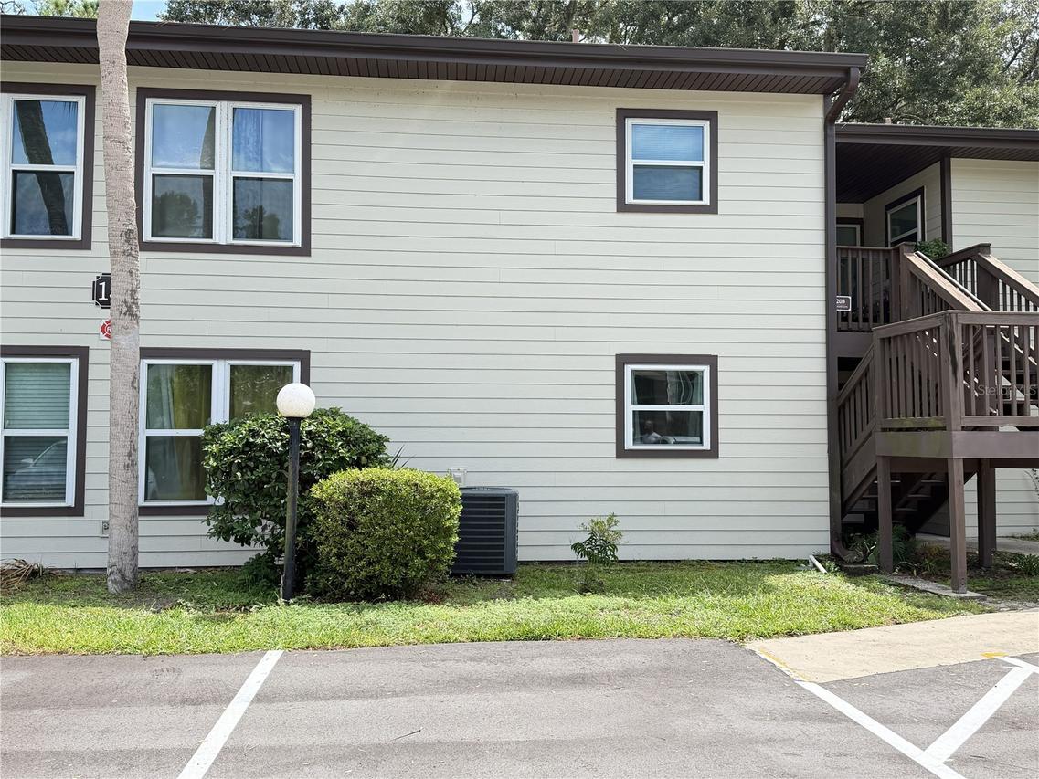 13103 Sandalwood Dr. #13-103, Wildwood, FL 34785