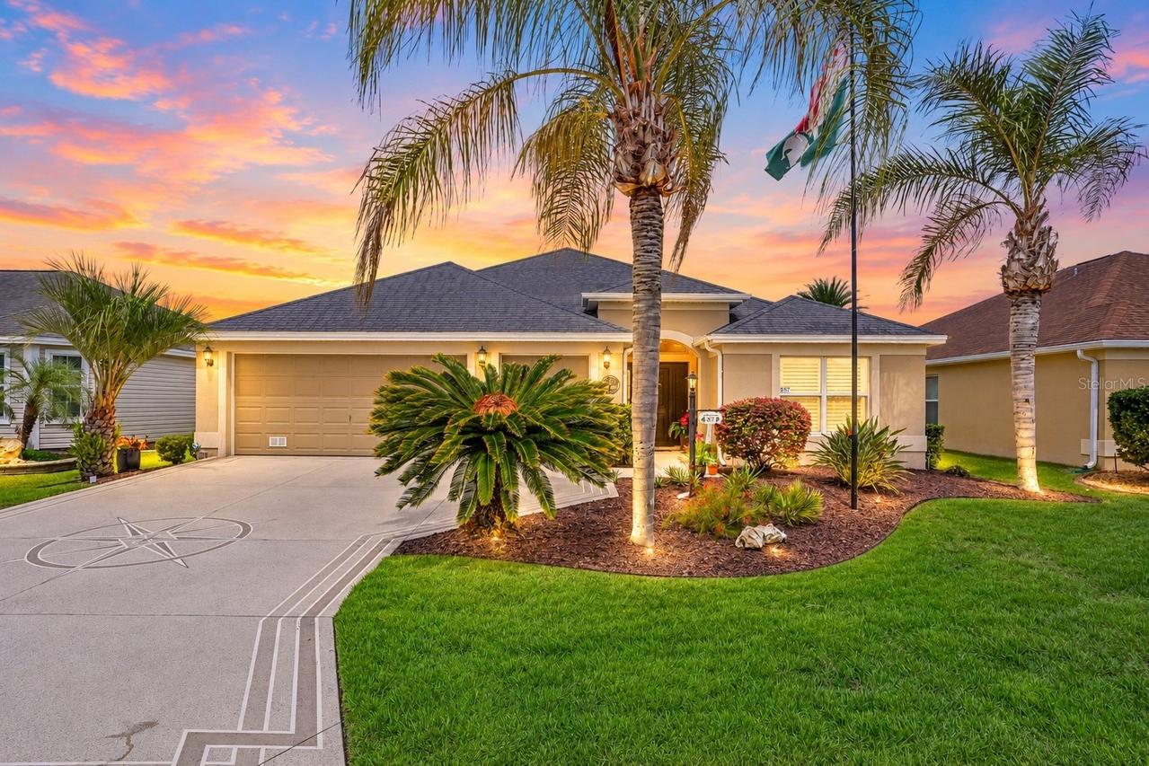 857 Enisgrove Way, The Villages, FL 32163