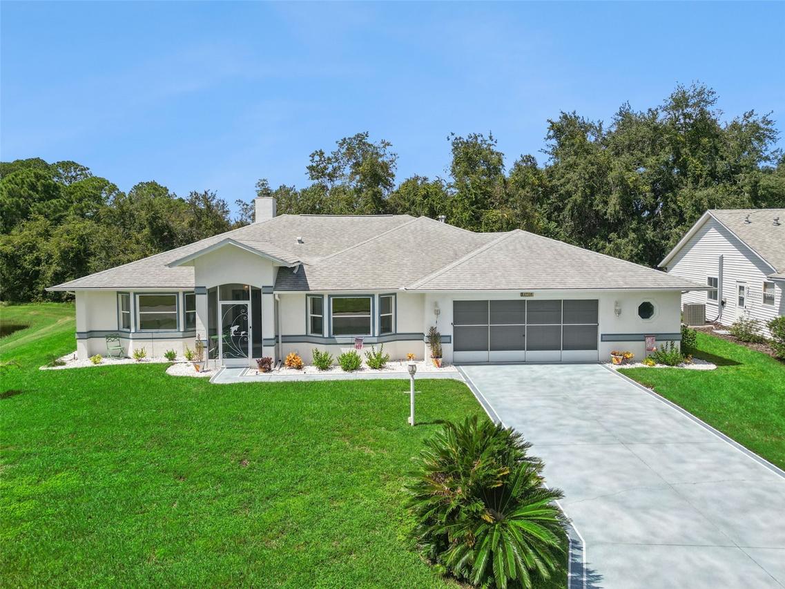 27138 Racquet Cir., Leesburg, FL 34748