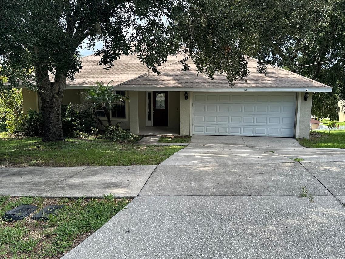 10 Sunnyside Dr., Clermont, FL 34711