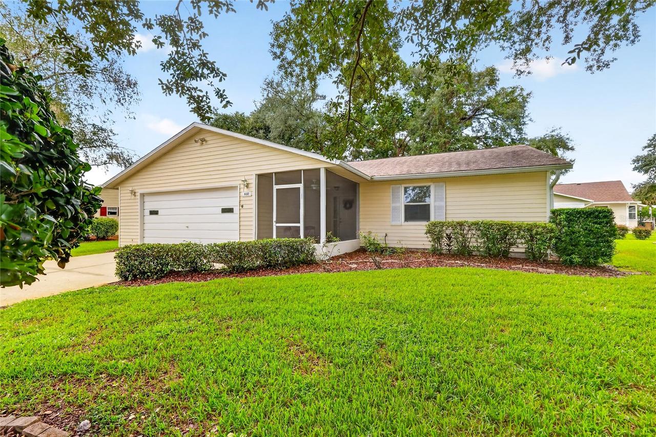 822 Dundee Cir., Leesburg, FL 34788