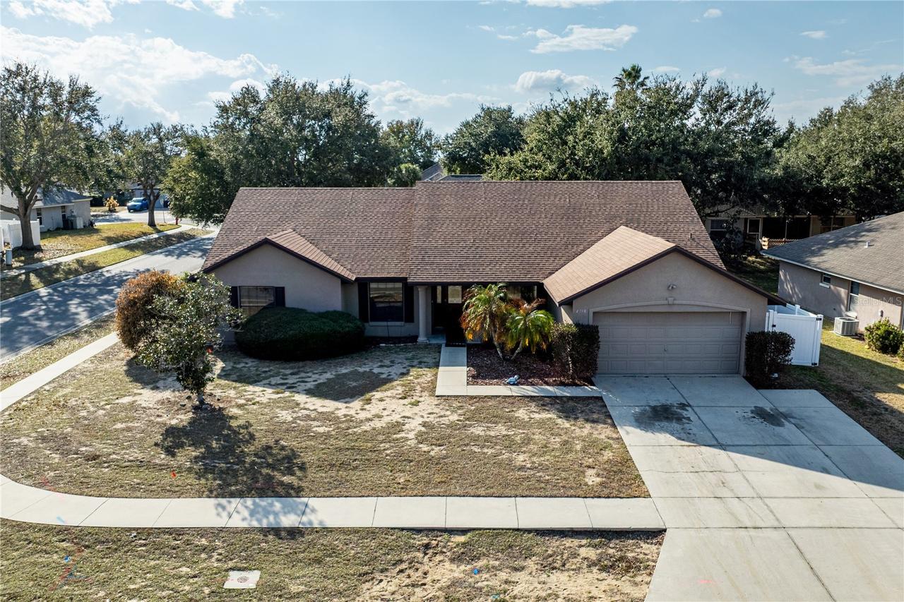 4530 Treasure Cay Rd., Tavares, FL 32778