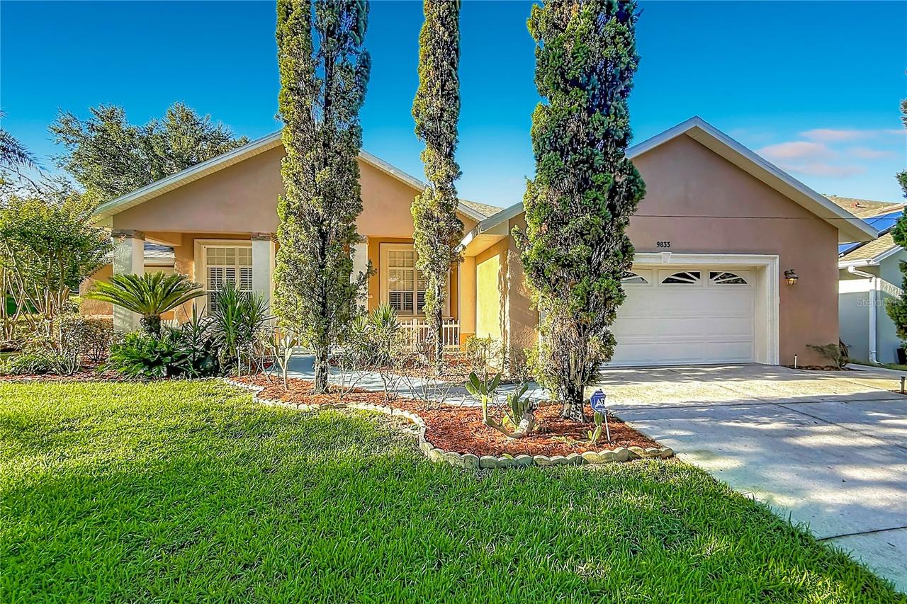 9833 Spring Lake Dr., Clermont, FL 34711