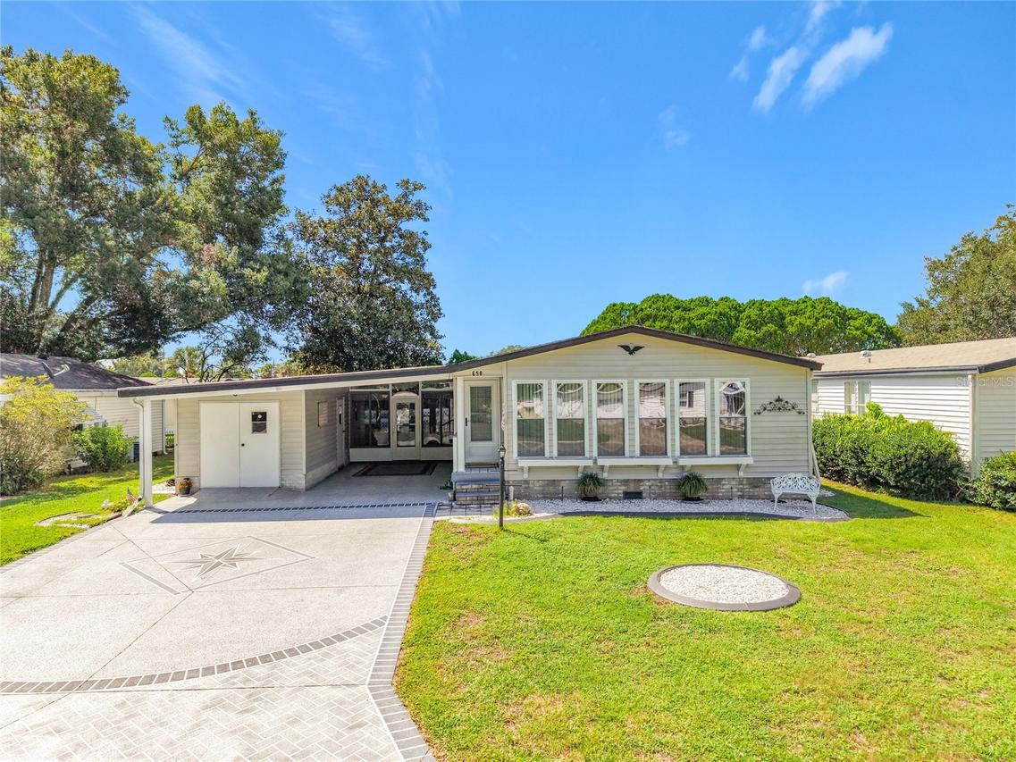 658 Rainbow Blvd., Lady Lake, FL 32159