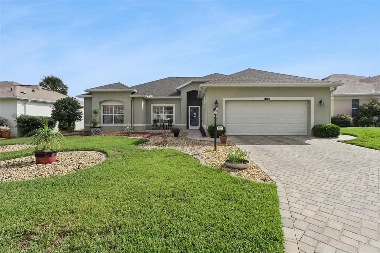 24242 E Belle Mede Dr., Leesburg, FL 34748