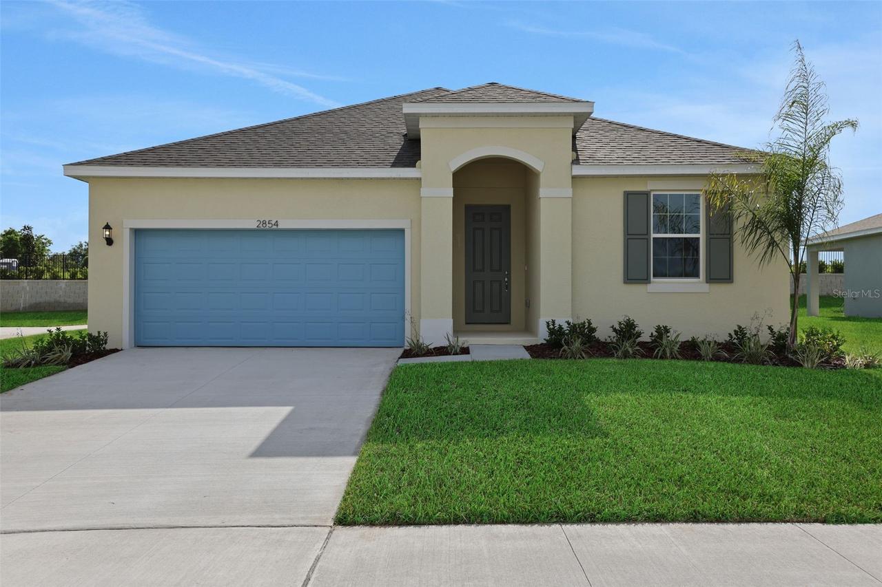 2962 Supermarine Rd., Tavares, FL 32778
