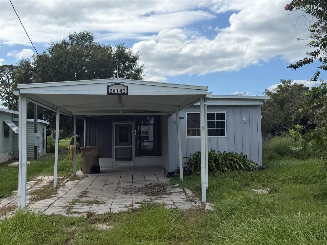 26143 Rose Ln., Astatula, FL 34705