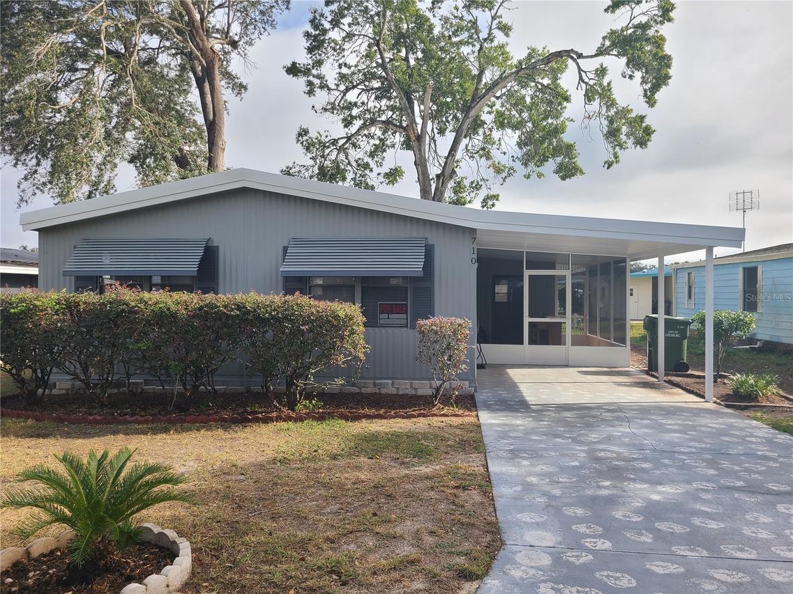 710 Coachman Dr., Leesburg, FL 34748