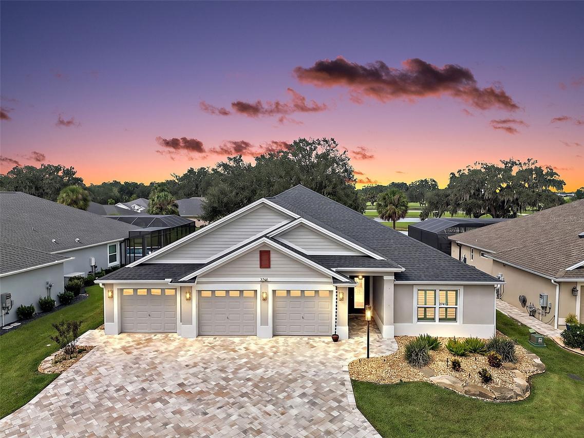 2741 Dunham Dr., The Villages, FL 32163
