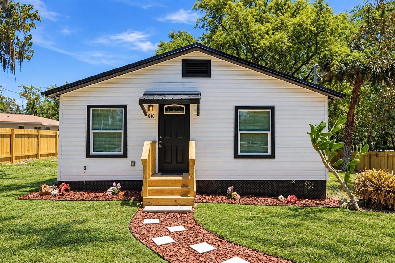 816 Woodland Ave., Leesburg, FL 34748