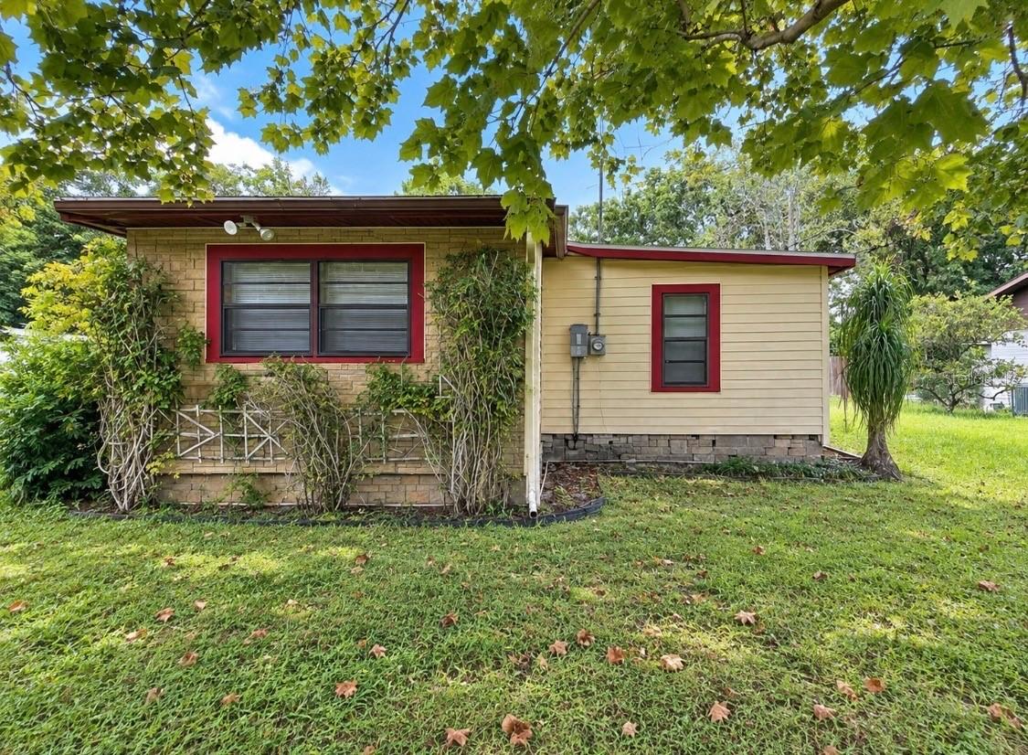 2222 Getford Rd, Eustis, FL 32726