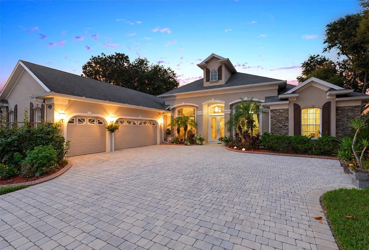 1562 Kennesaw Dr., Clermont, FL 34711