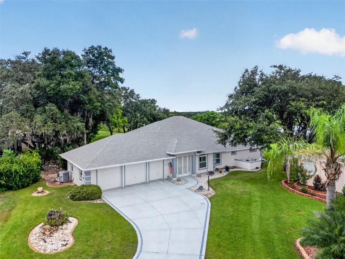 5409 Essex Ct., Leesburg, FL 34748