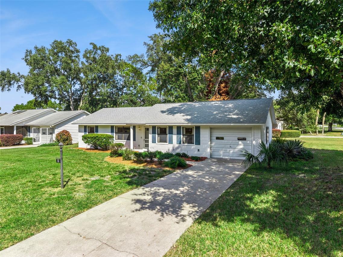 37 Gordon Ct., Leesburg, FL 34788