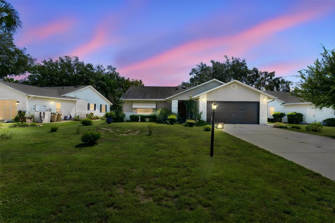 803 Dundee Cir., Leesburg, FL 34788