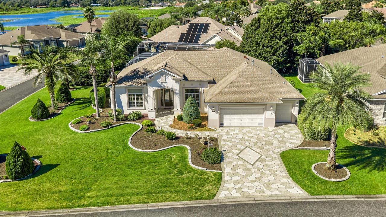 1126 Miona Shores Dr., The Villages, FL 32162