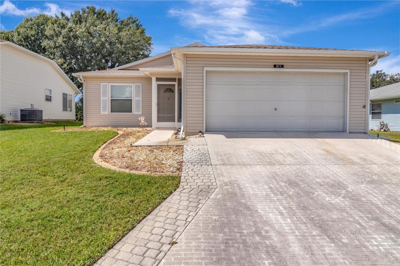 911 Grand Vista Tr., Leesburg, FL 34748