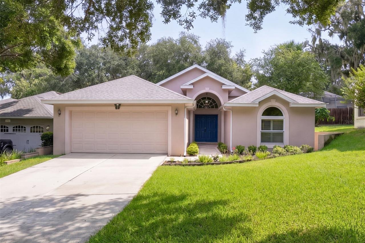 71 Orange Blossom Dr., Eustis, FL 32726