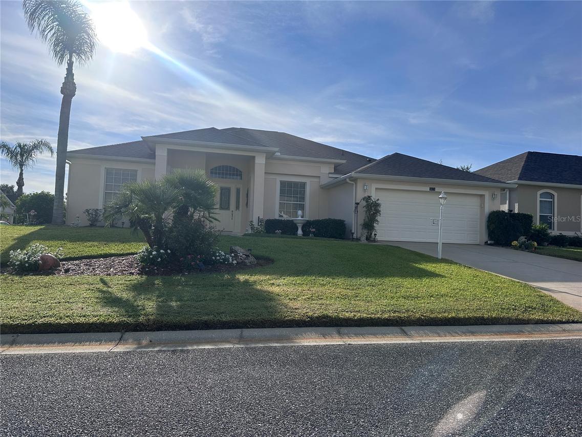 5418 Barnwell Ct., Leesburg, FL 34748