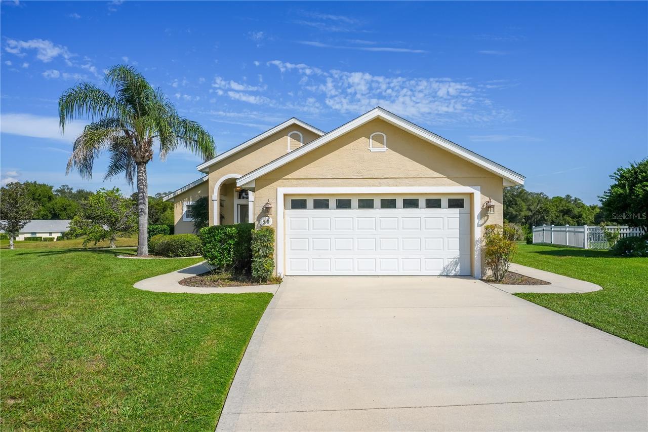 90 Golfview Cir., Umatilla, FL 32784