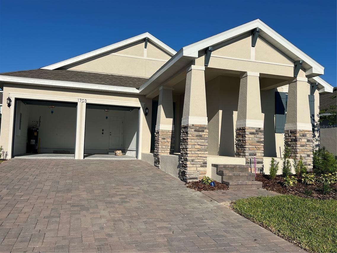 1703 Cadence St., Minneola, FL 34715