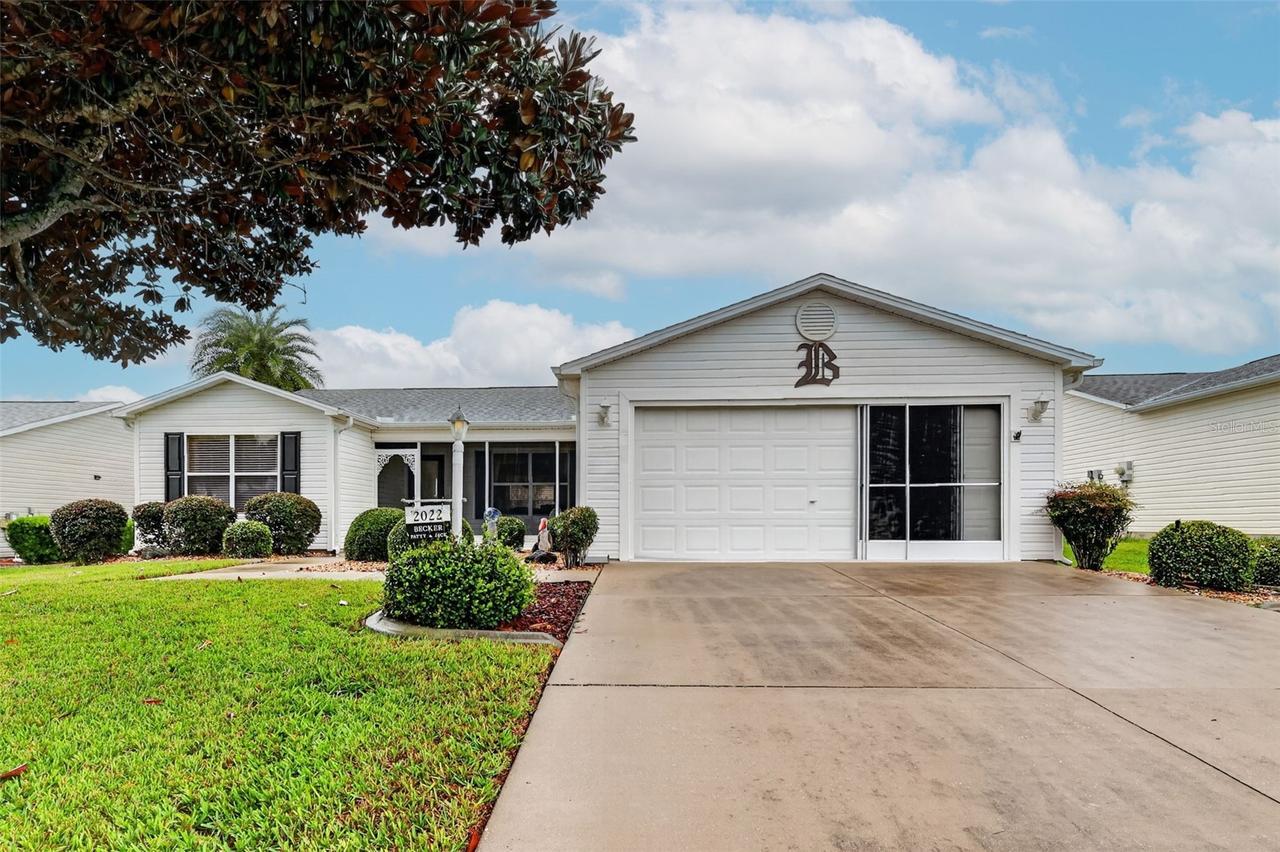 2022 Castano Pl., The Villages, FL 32159