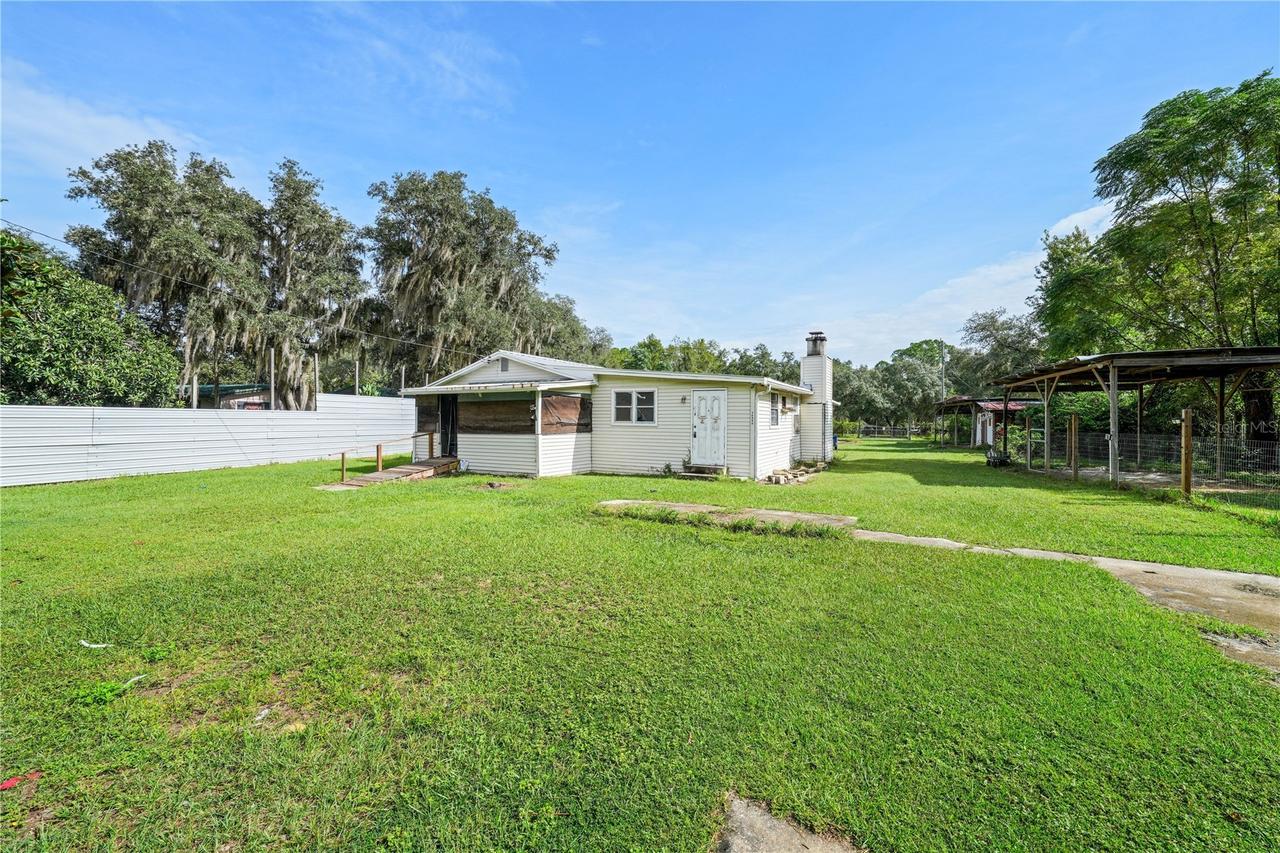14965 SE 217th Ter., Umatilla, FL 32784