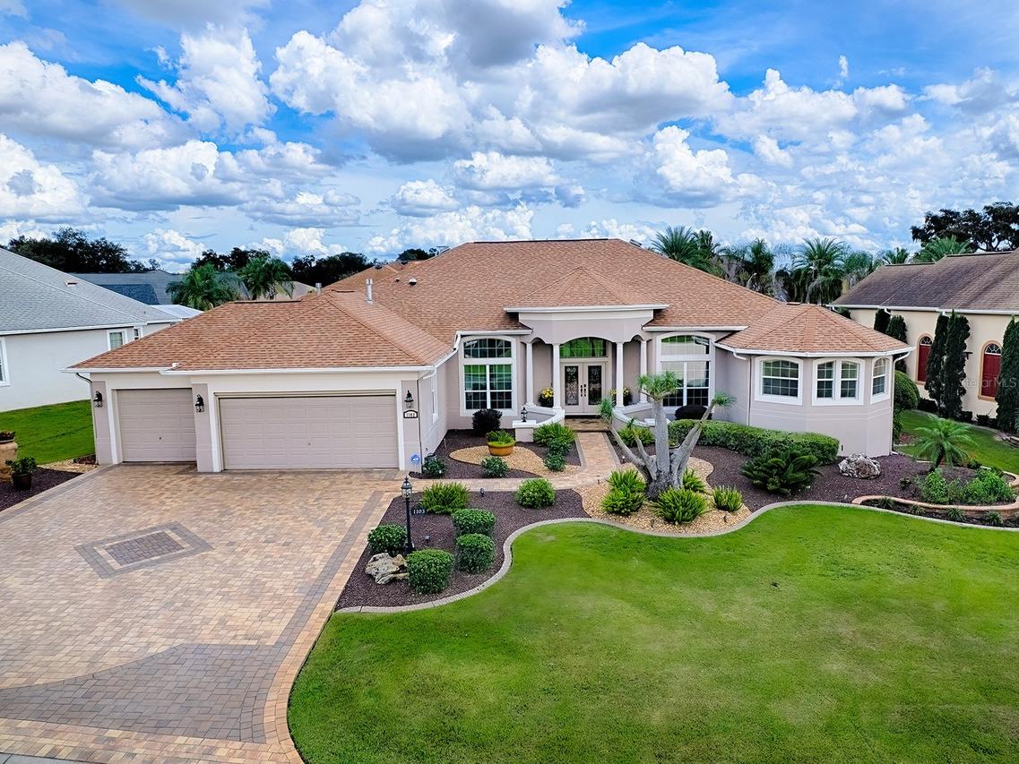 1103 Miona Shores Dr., The Villages, FL 32162