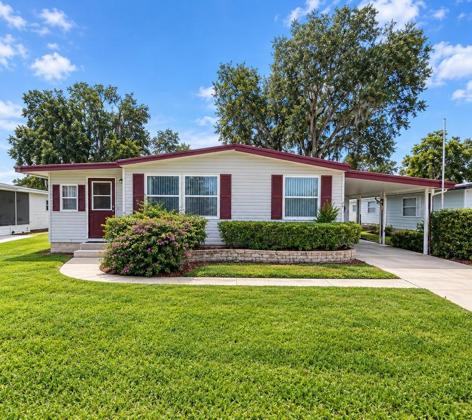 512 Palo Verde Dr., Leesburg, FL 34748