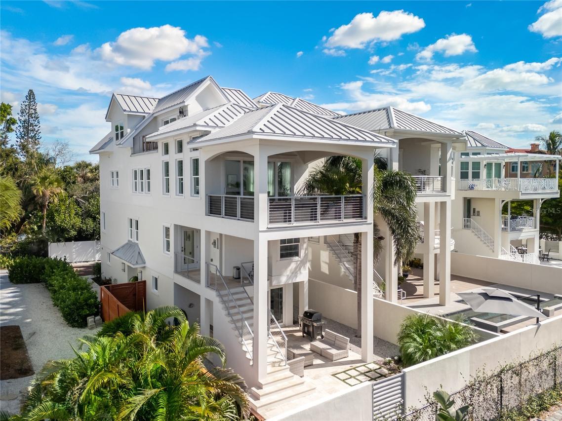 116 Garden Ln., Sarasota, FL 34242