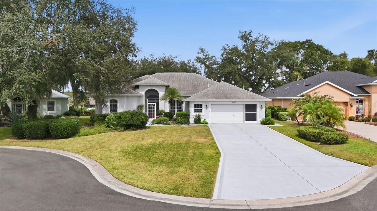 5127 Aurora Dr., Leesburg, FL 34748