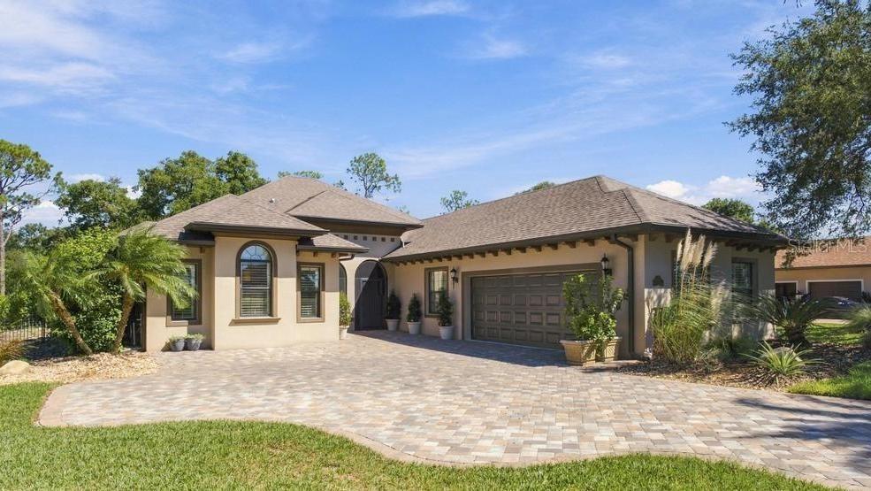 5084 Greens Dr., Lady Lake, FL 32159