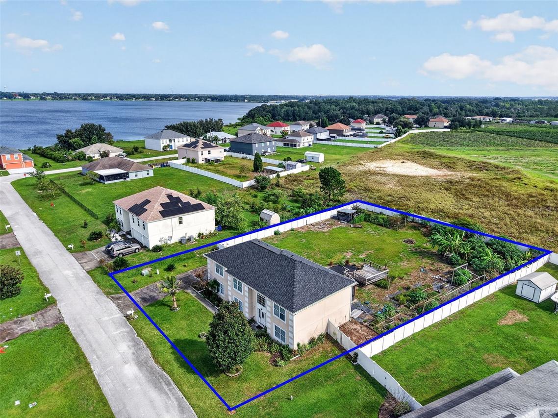 321 Lake Hills Ln, Eagle Lake, FL 33839