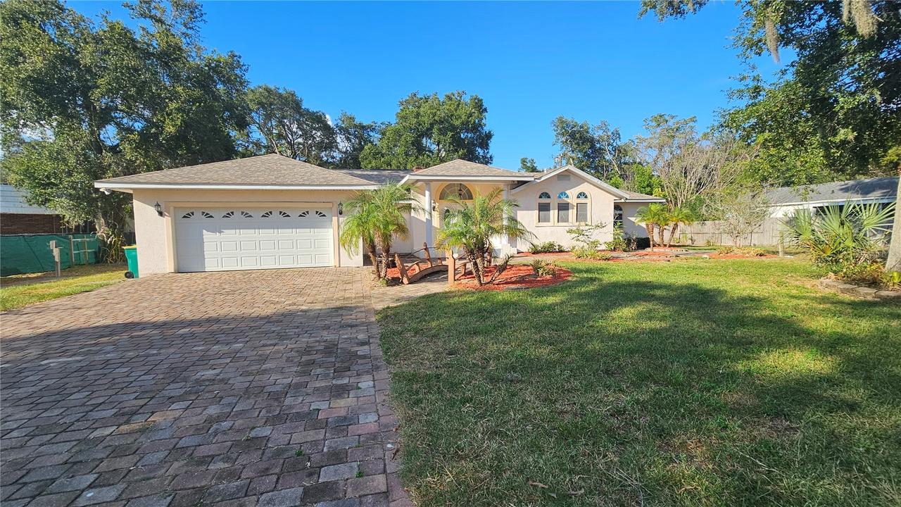 25 E Chesley Ave., Eustis, FL 32726