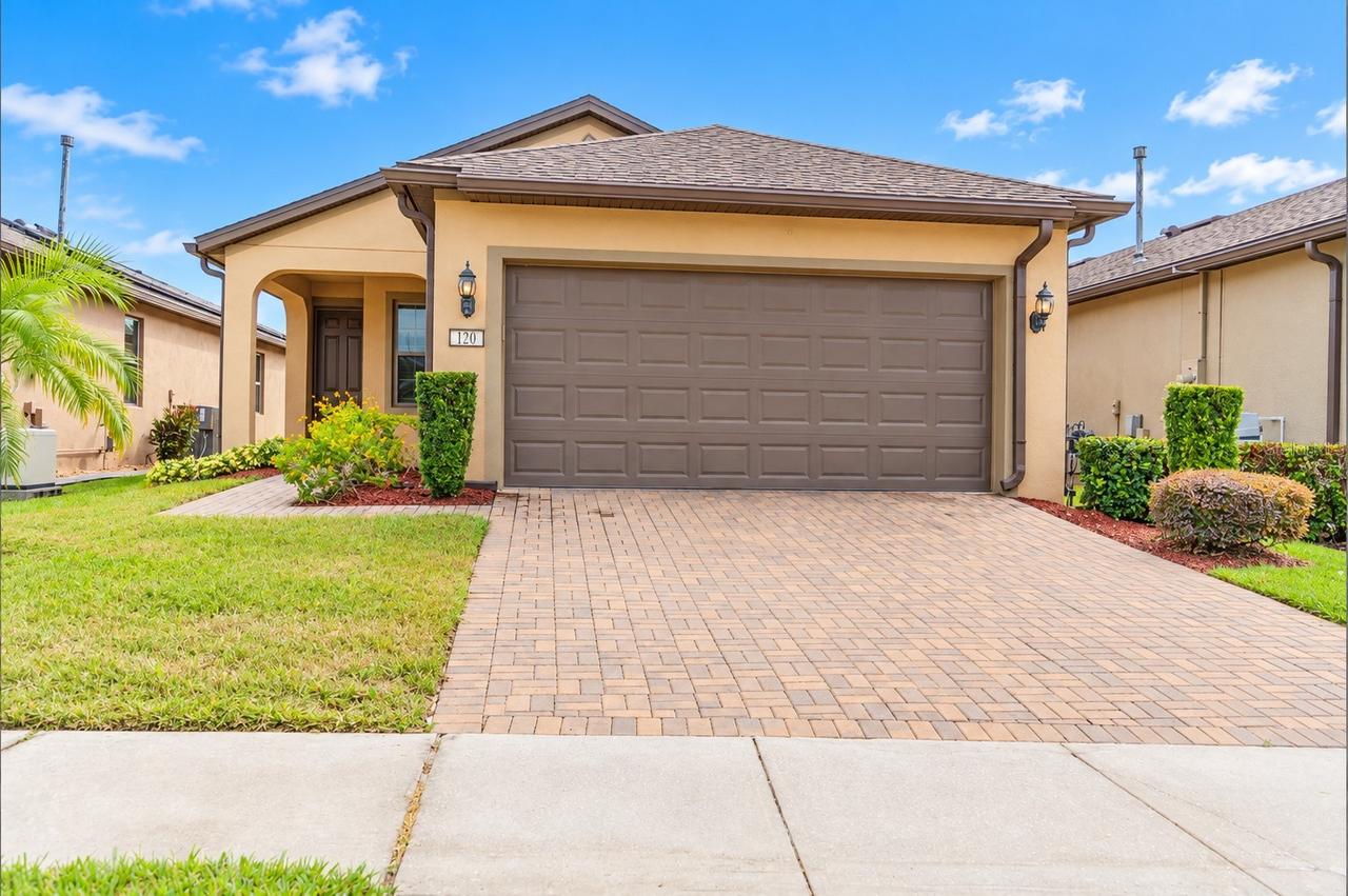 120 Montoro, Davenport, FL 33837
