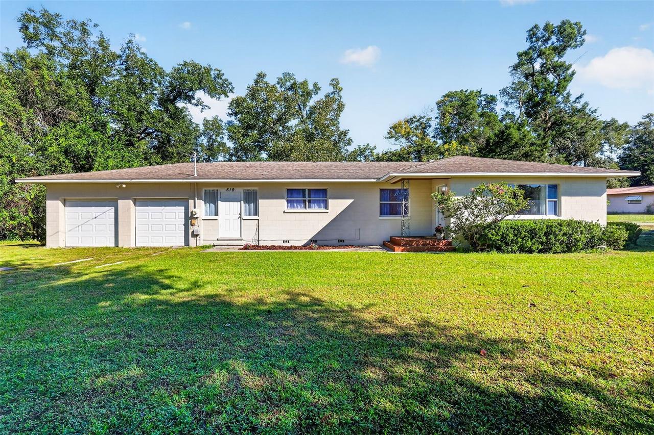 519 Huey St., Wildwood, FL 34785