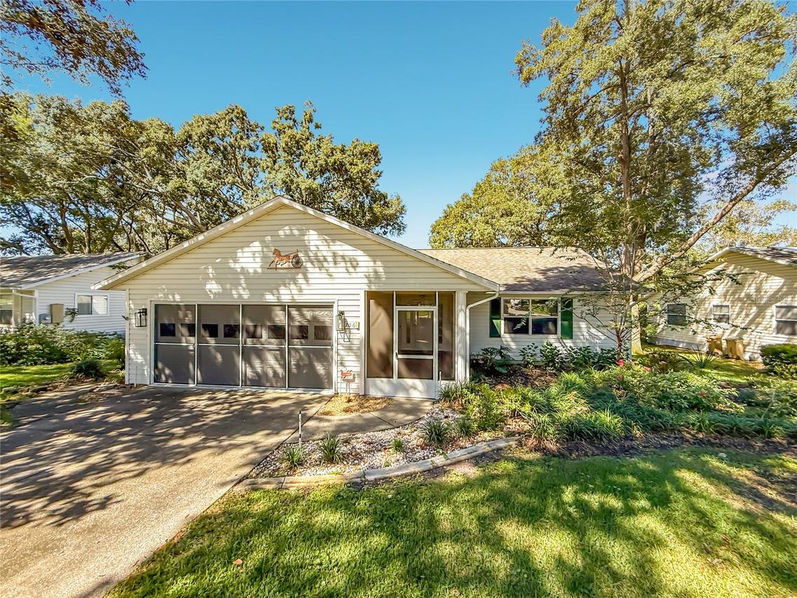 1706 Orkney Dr., Leesburg, FL 34788