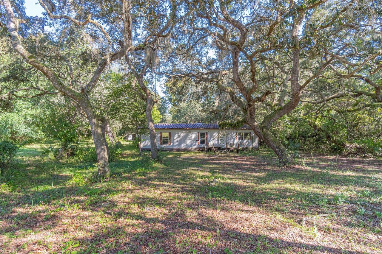 11713 E Hawk Ln., Floral City, FL 34436