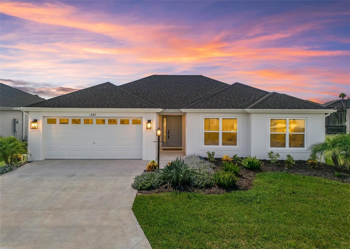 1367 Kip Ct., The Villages, FL 34762