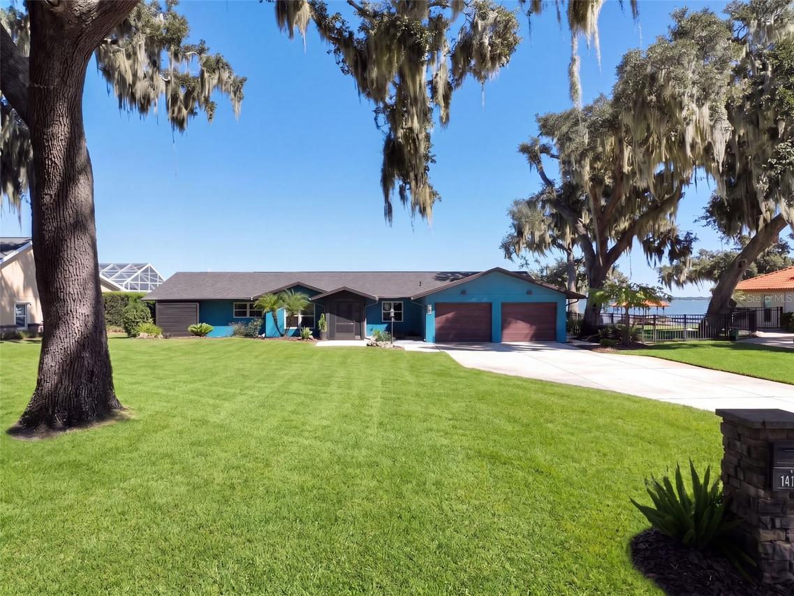 1416 Mosswood Dr., Leesburg, FL 34748
