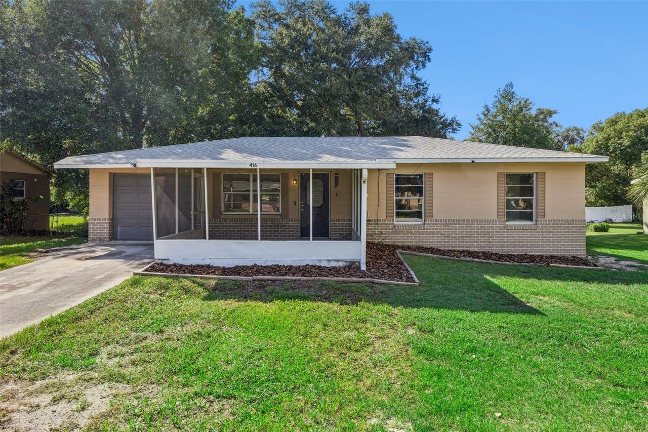 416 Winners Cir., Lady Lake, FL 32159