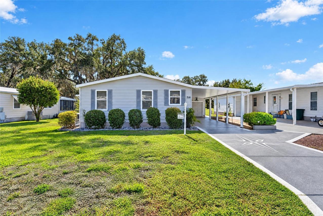 718 Orchid St., Lady Lake, FL 32159