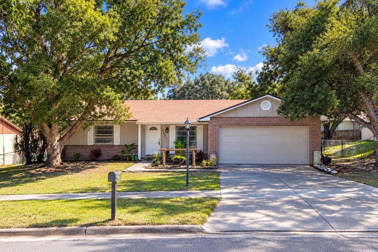 233 Edgewood Dr., Clermont, FL 34711